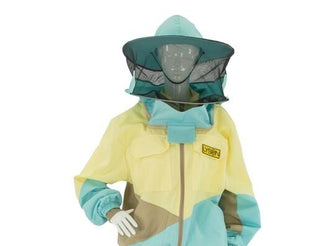 Mannequin wearing Happy Bee's protective sports jacket with a hat giving 90s. 